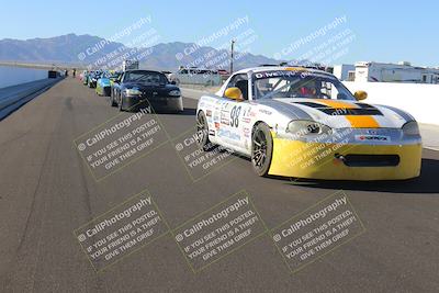 media/Nov-19-2022-Speed Ventures (Sat) [[eb5c8f9508]]/Around the Pits/Pre Grid Race Group/